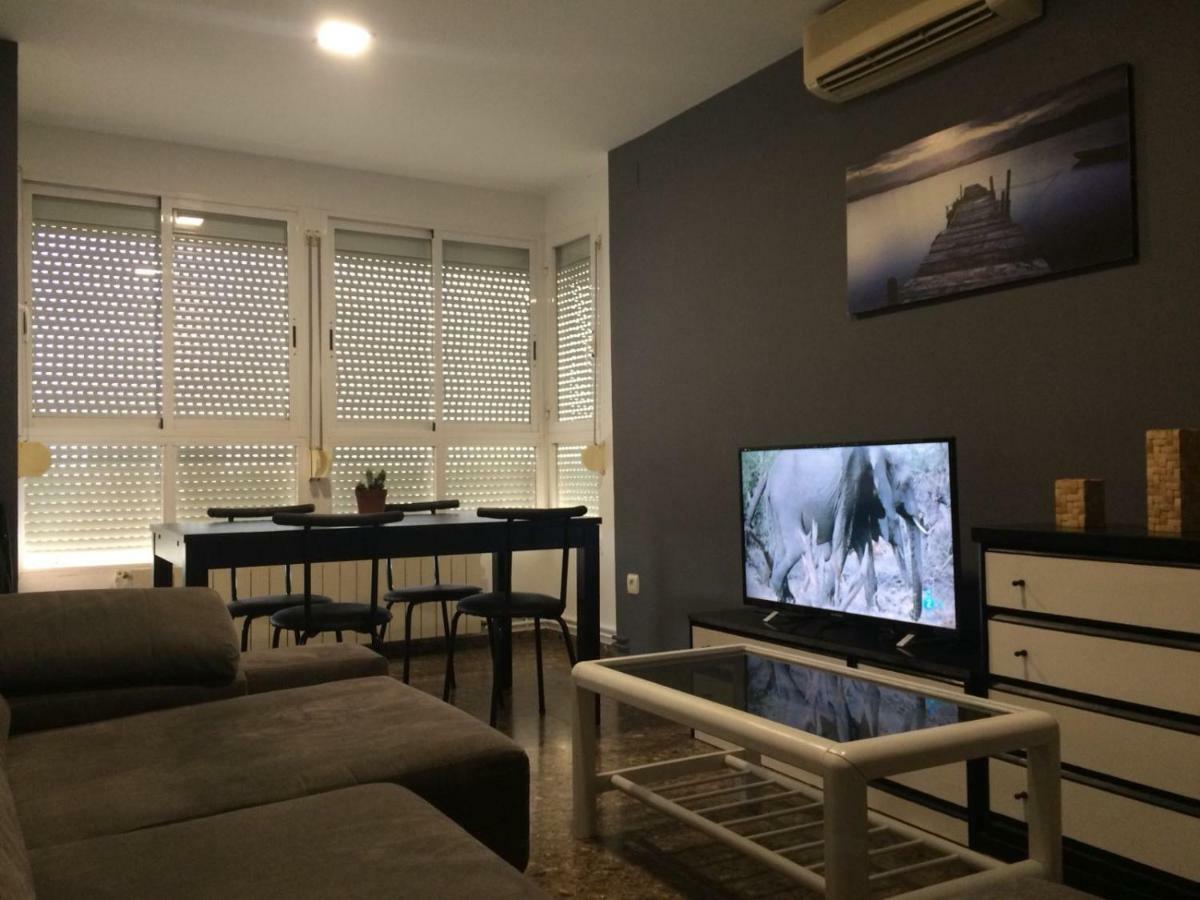 Ferienwohnung Amplio Y Comodo Apartamento Con Parking Valencia Exterior foto