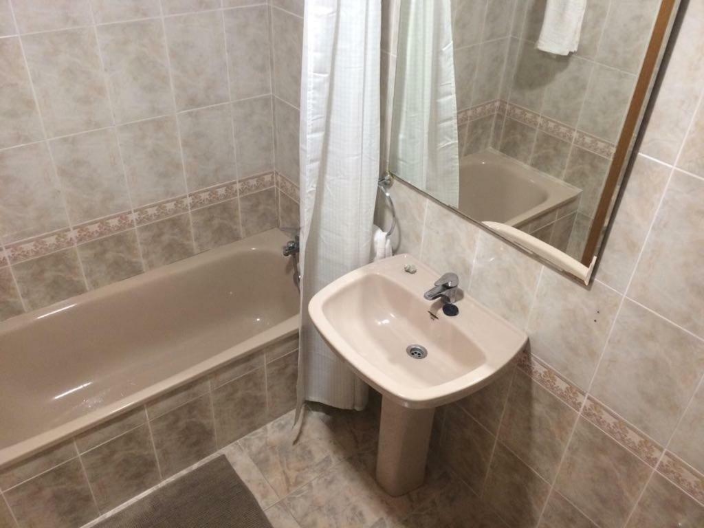 Ferienwohnung Amplio Y Comodo Apartamento Con Parking Valencia Exterior foto