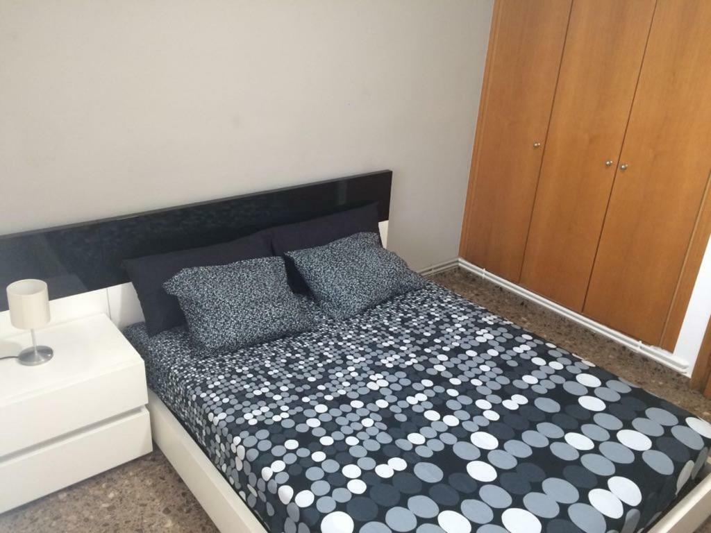 Ferienwohnung Amplio Y Comodo Apartamento Con Parking Valencia Exterior foto