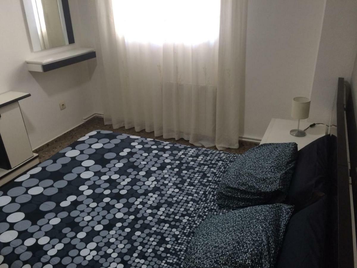 Ferienwohnung Amplio Y Comodo Apartamento Con Parking Valencia Exterior foto