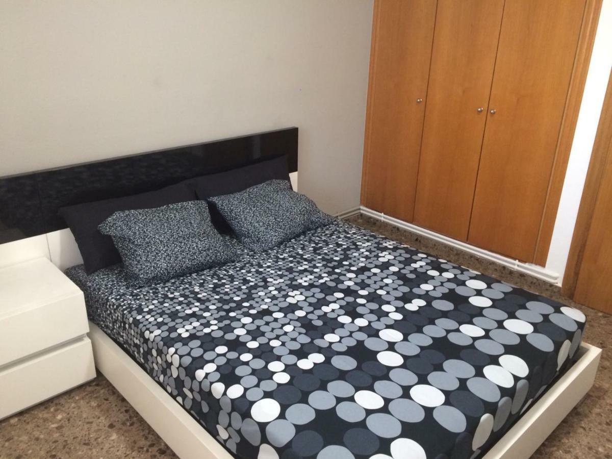 Ferienwohnung Amplio Y Comodo Apartamento Con Parking Valencia Exterior foto